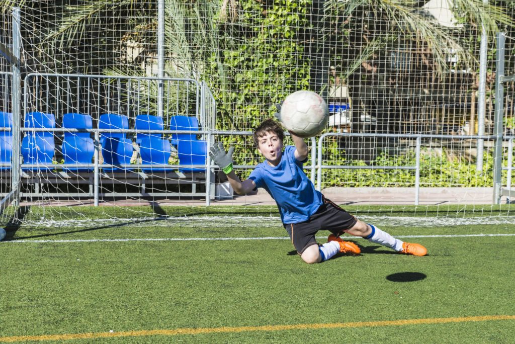 portero futbol balon